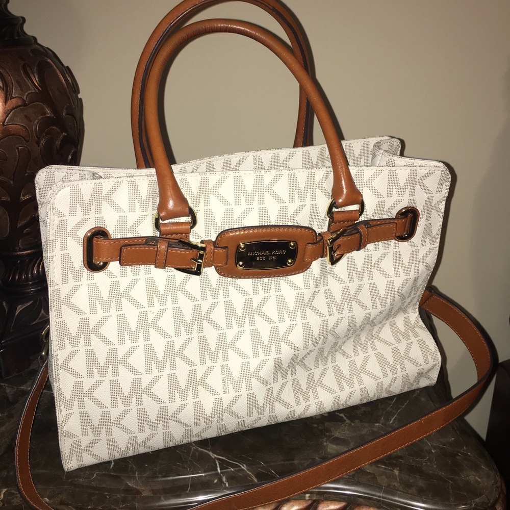 Michael Kors Purse AUTHENTIC